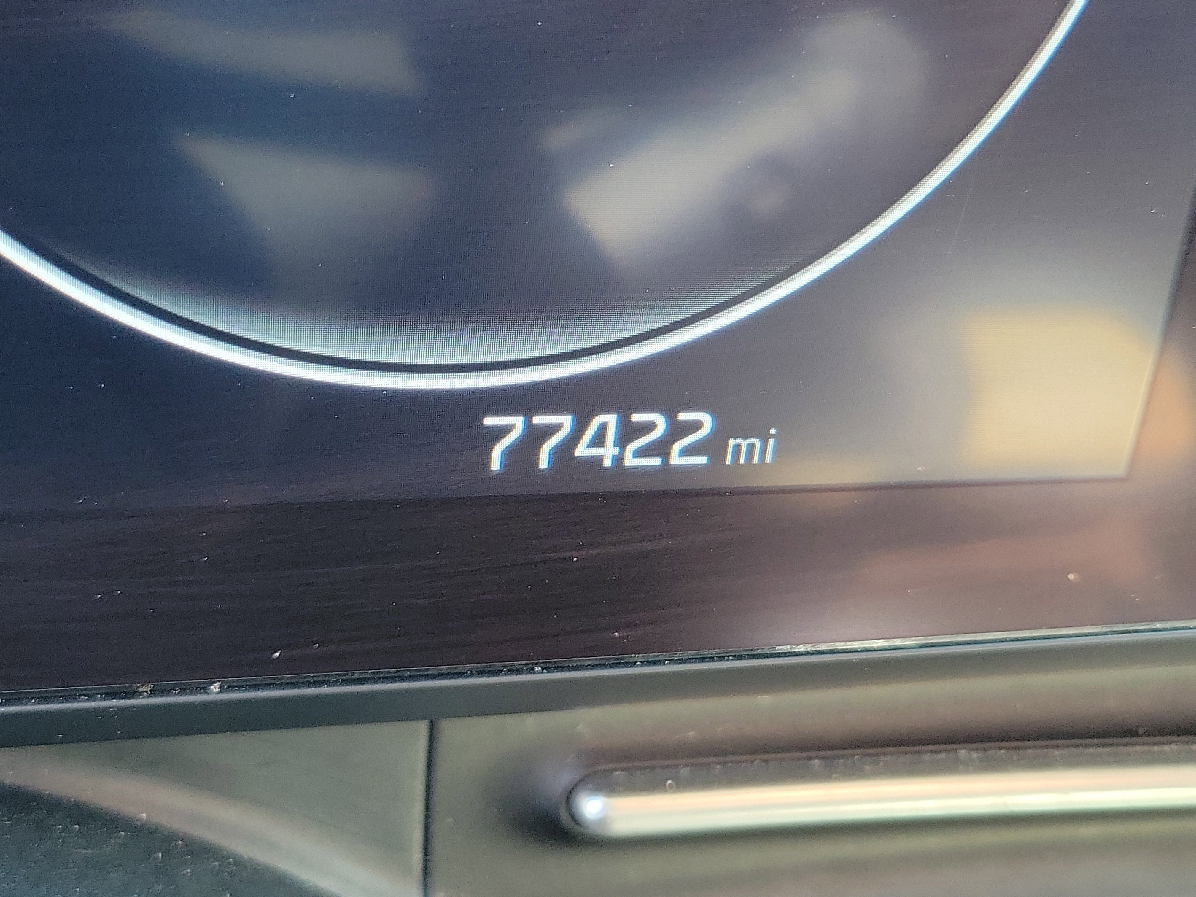 Used 2023 Kia Carnival SX FWD image 29