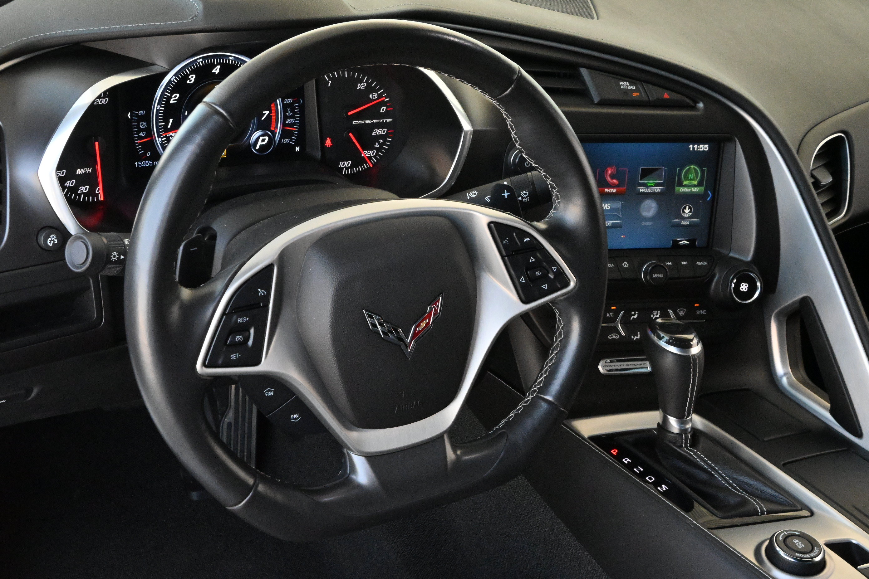 Used 2019 Chevrolet Corvette Grand Sport RWD image 14