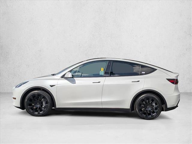 Used 2021 Tesla Model Y Long Range AWD/4WD image 10