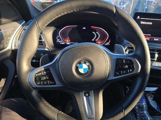 Used 2024 BMW X4 xDrive30i w/ M Sport Package image 5