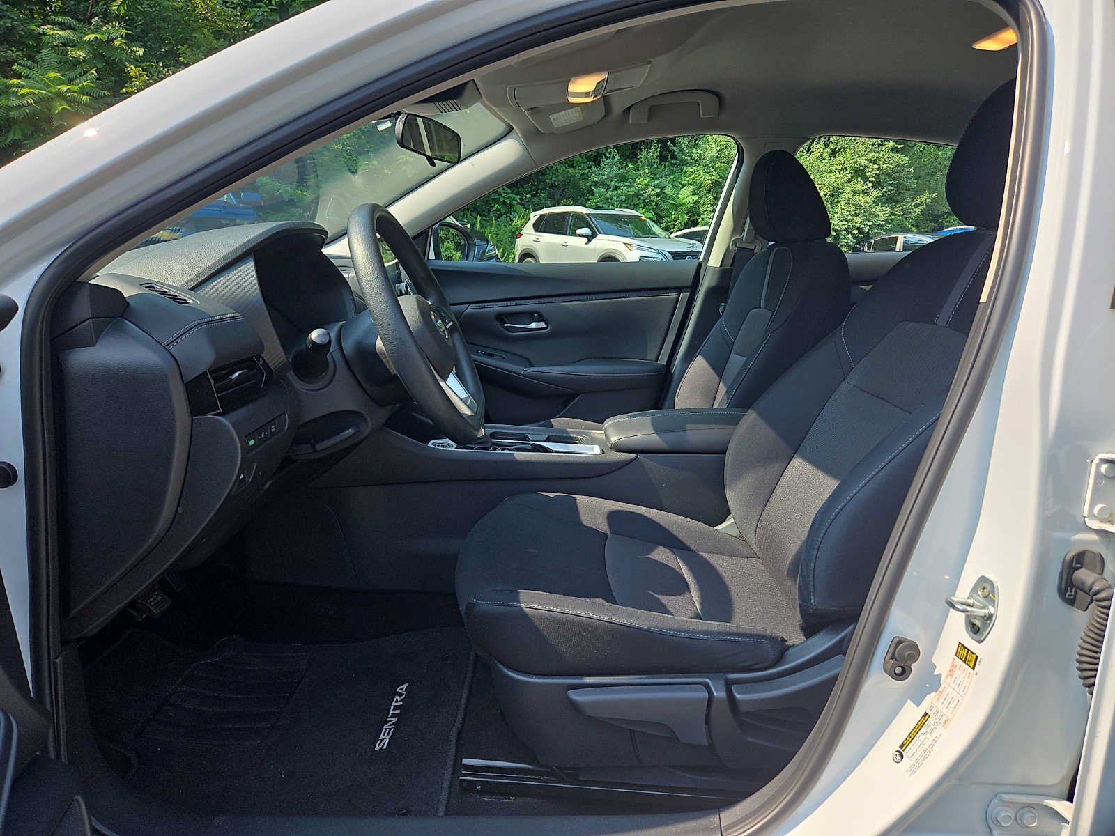 Used 2023 Nissan Sentra SV FWD image 13