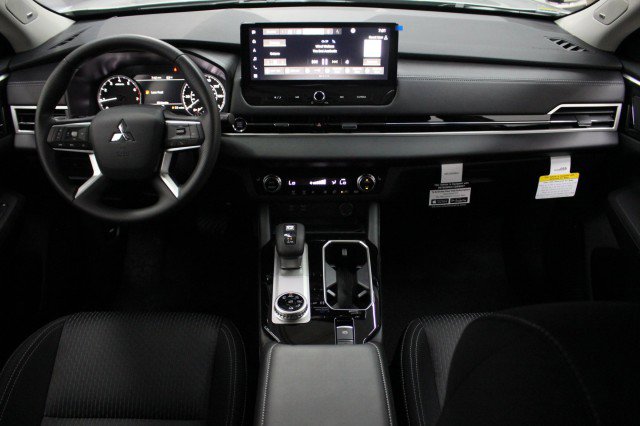 New 2026 Mitsubishi Outlander ES AWD/4WD image 20