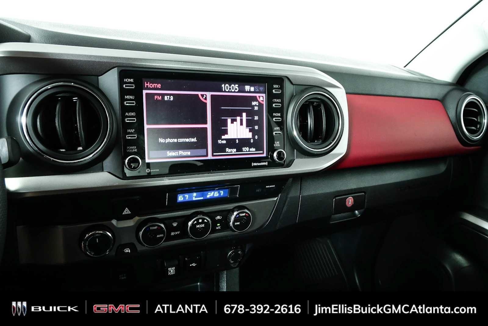Used 2022 Toyota Tacoma SR5 AWD/4WD image 12