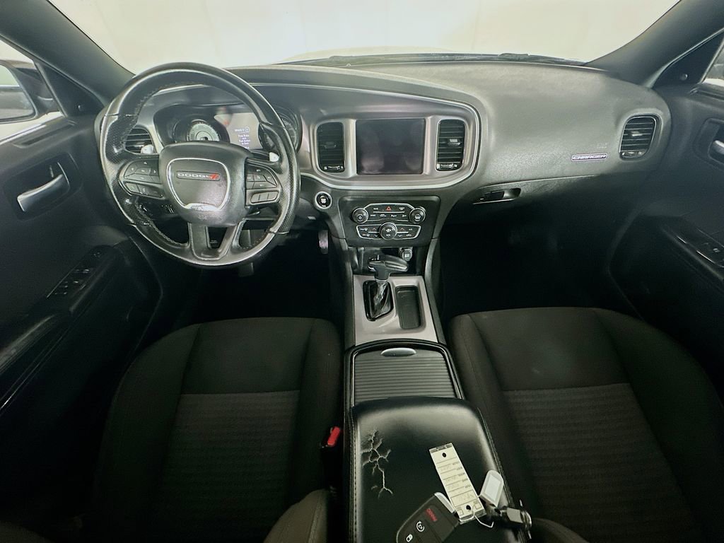 Used 2022 Dodge Charger R/T w/ Blacktop Package image 10