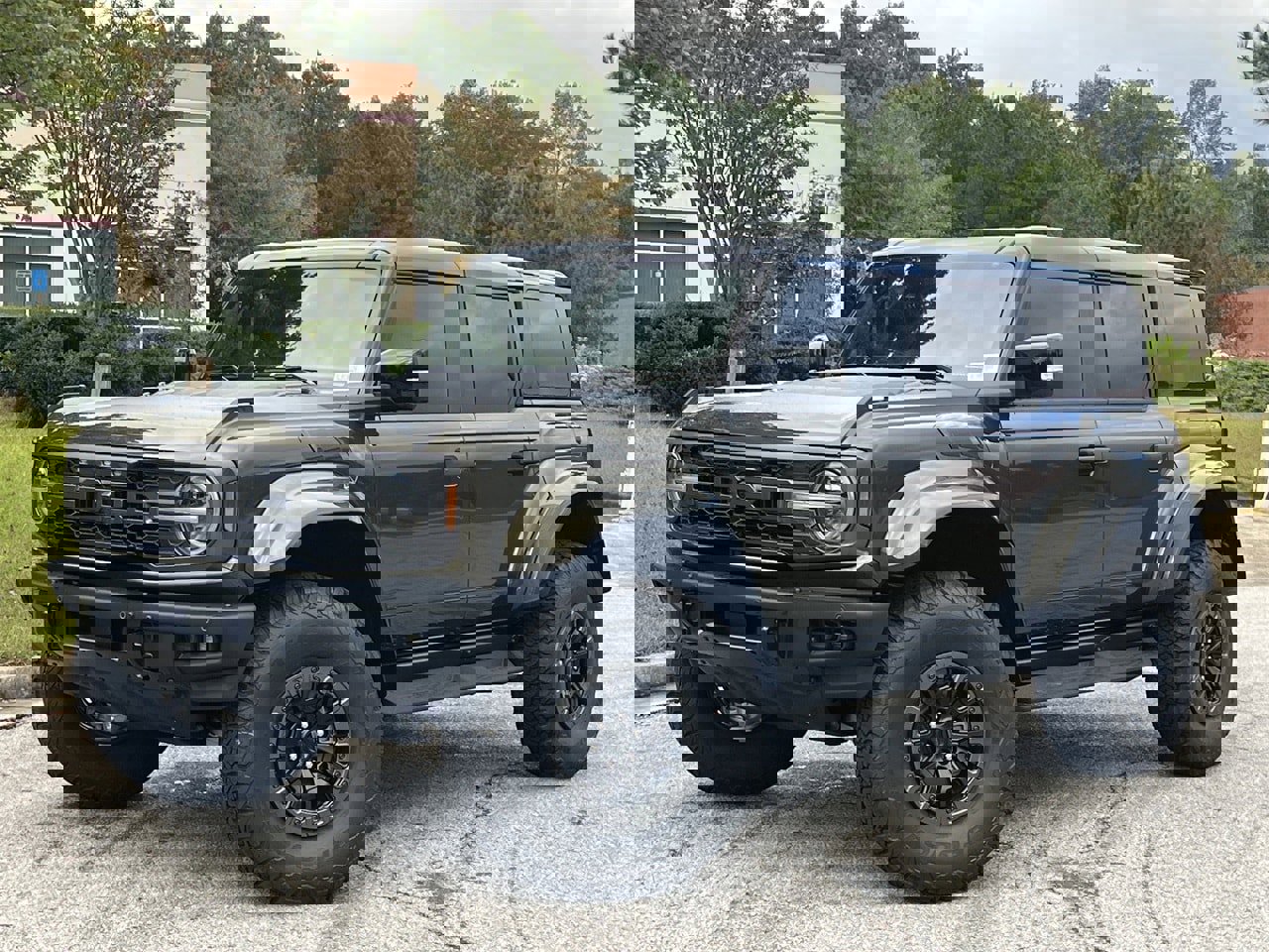 New 2025 Ford Bronco Raptor video 1
