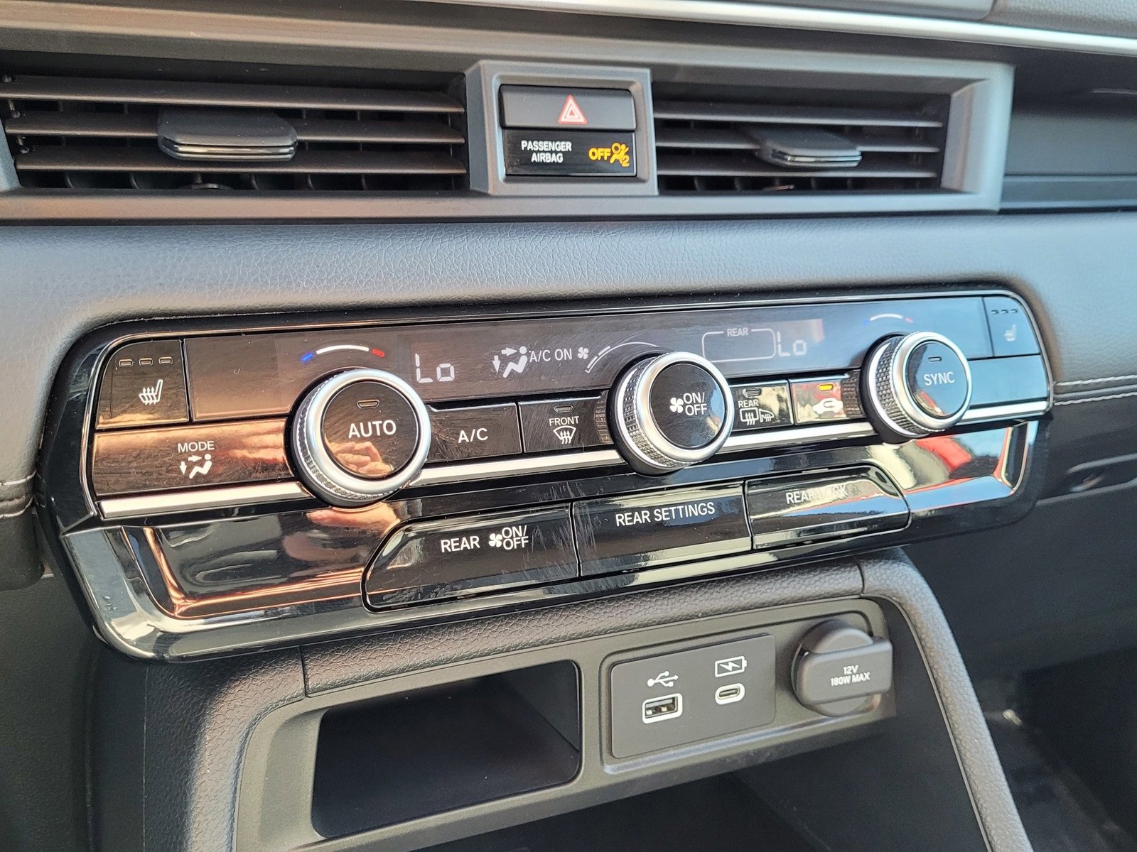 Used 2024 Honda Pilot EX-L image 25