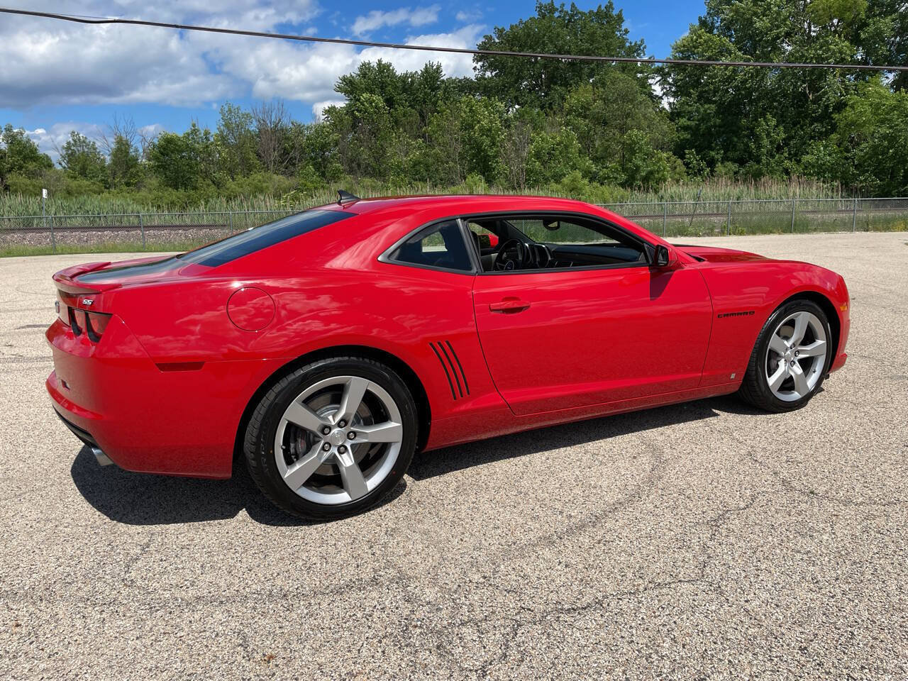 Used 2010 Chevrolet Camaro SS w/ LPO, Ground Effects Package RWD image 78
