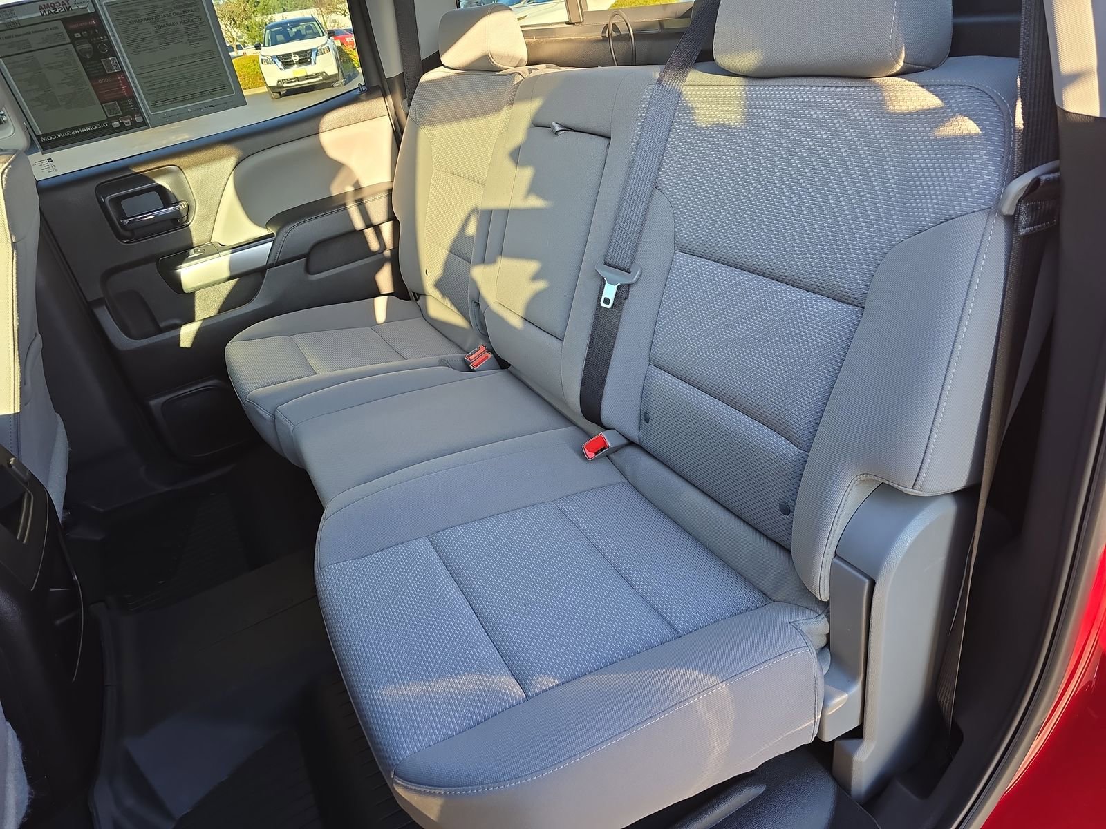 Used 2018 Chevrolet Silverado 1500 LT w/ All Star Edition image 26