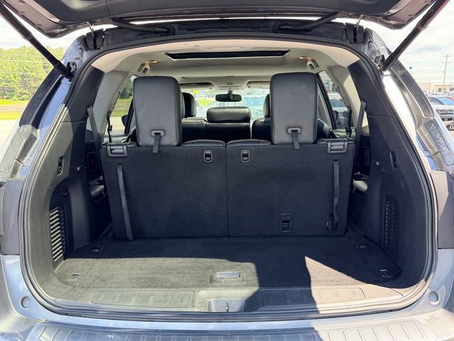Used 2017 Nissan Pathfinder Platinum FWD image 18