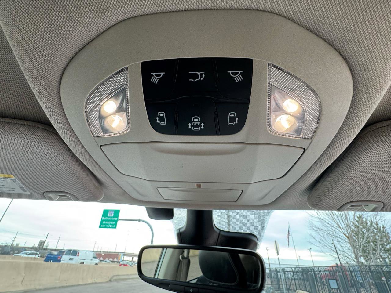 Used 2022 Chrysler Pacifica Touring-L image 20