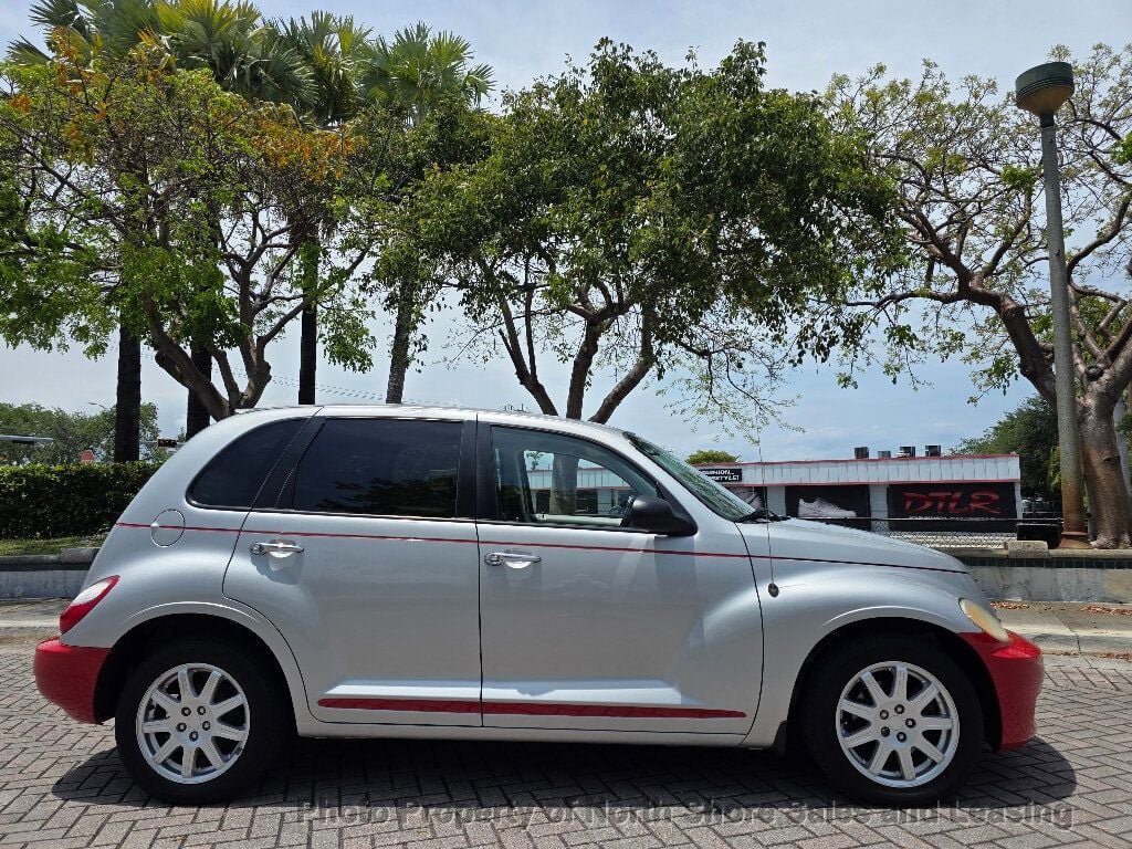 Used 2007 Chrysler PT Cruiser Touring w/ Fleet Value Group I FWD image 4