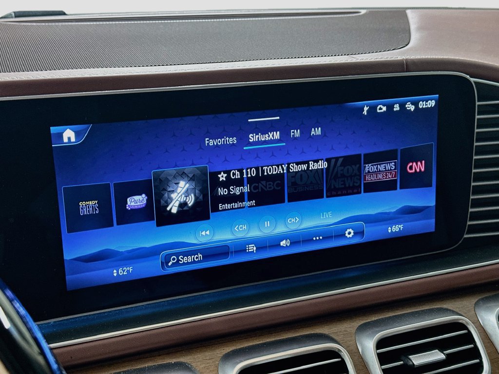 Used 2025 Mercedes-Benz Maybach GLS 600 4MATIC image 16