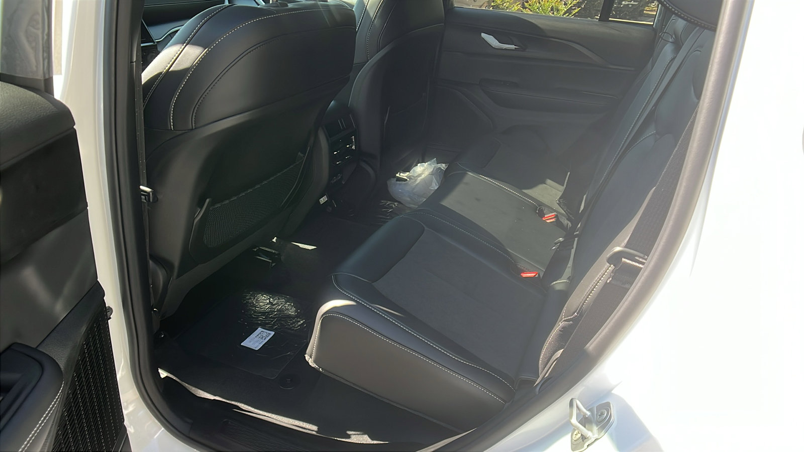 New 2025 Jeep Grand Cherokee 4WD image 22