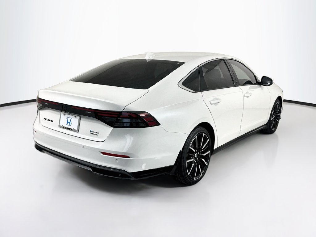 New 2026 Honda Accord Touring image 5