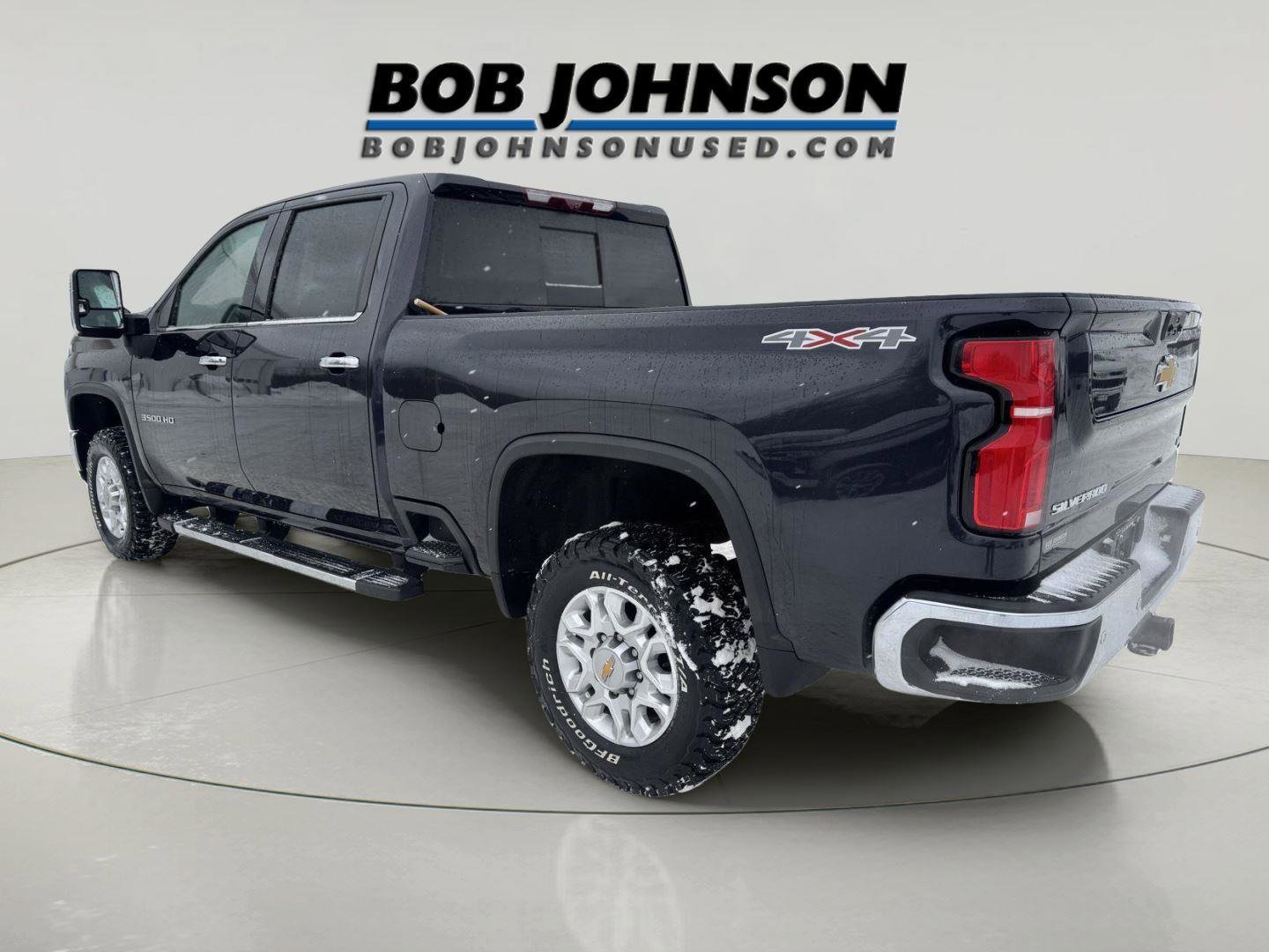 Used 2024 Chevrolet Silverado 3500 LTZ w/ LTZ Convenience Package image 5