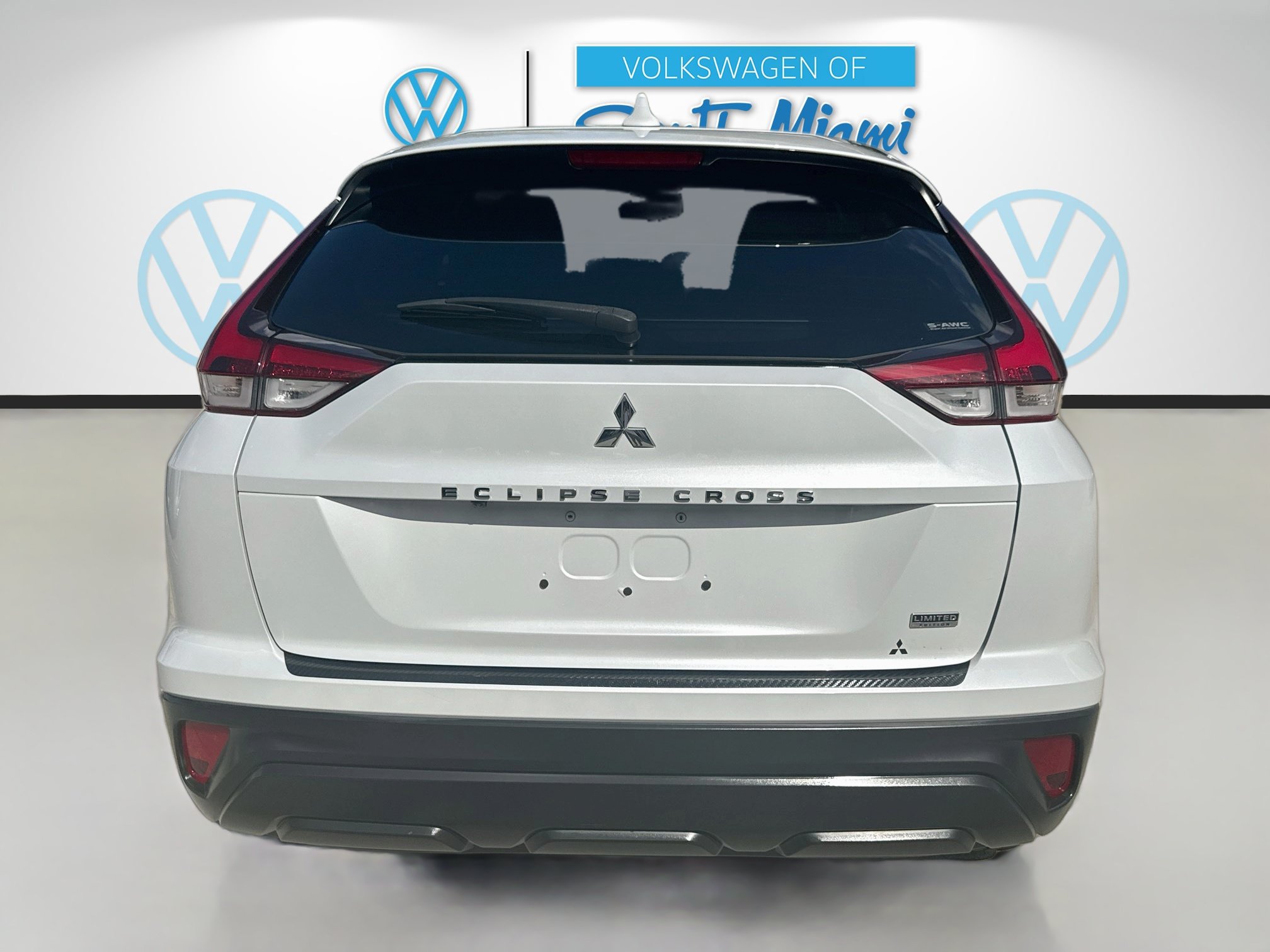 Used 2023 Mitsubishi Eclipse Cross LE AWD/4WD image 6