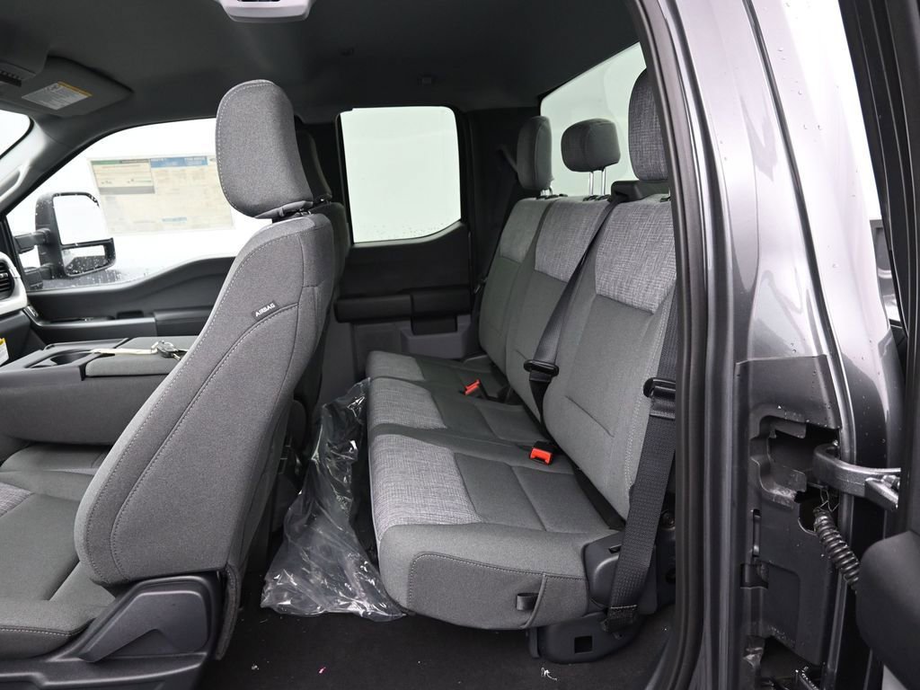 New 2025 Ford F250 XLT image 23