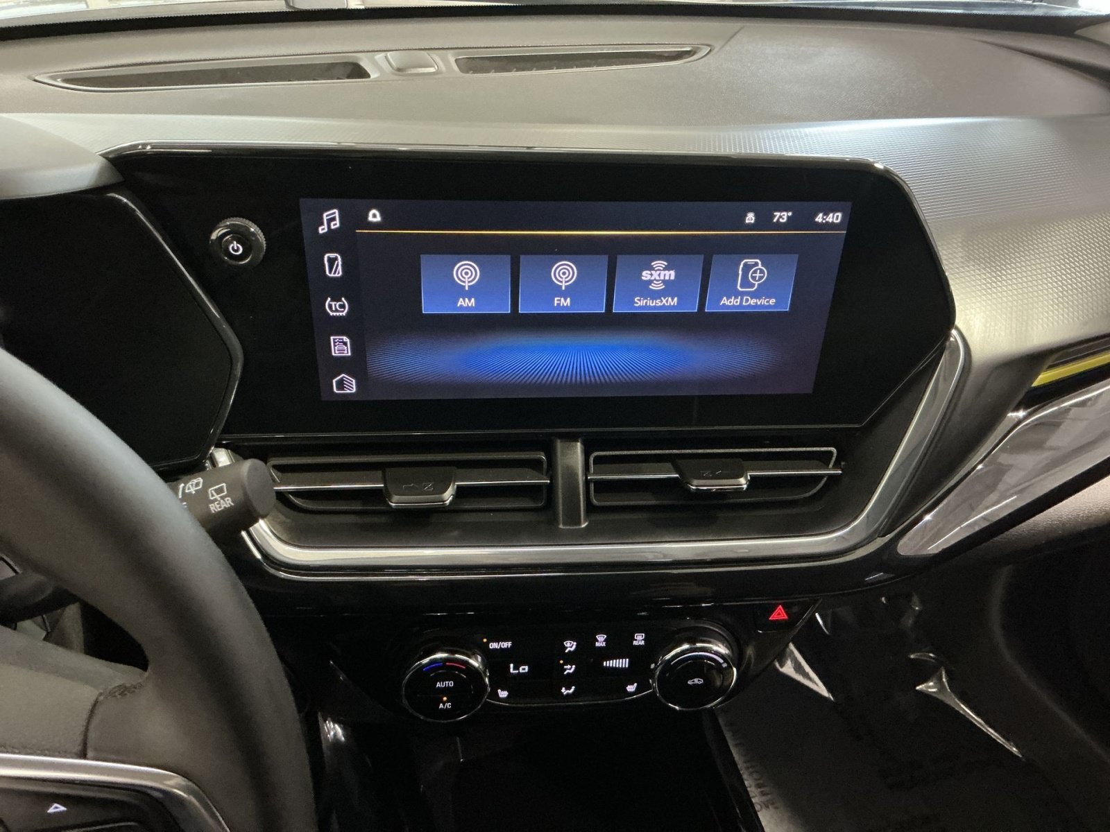 Used 2026 Chevrolet Trax ACTIV w/ Driver Confidence Package FWD image 19