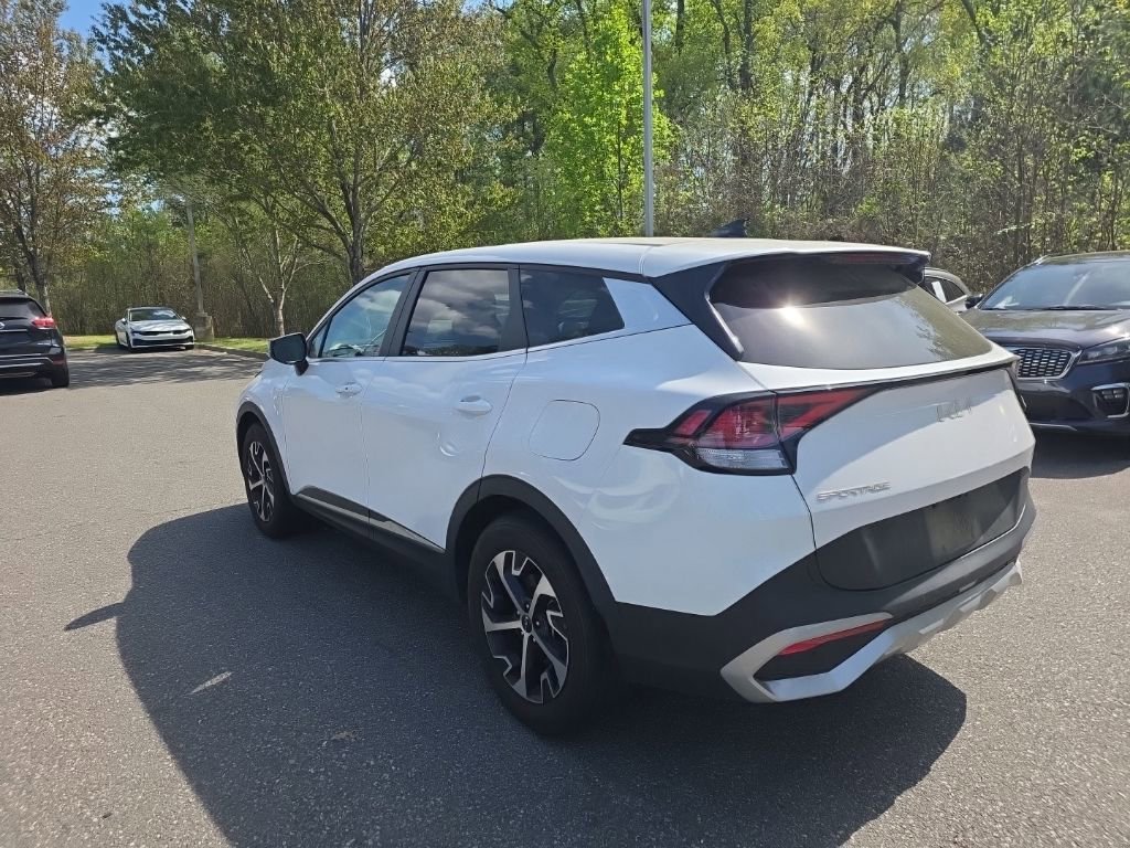 Used 2023 Kia Sportage EX image 11