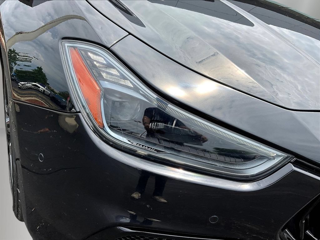 Used 2023 Maserati Ghibli Modena RWD image 28