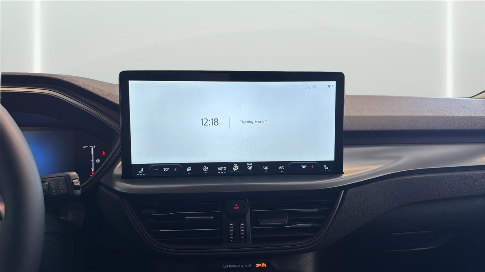 New 2025 Ford Escape PHEV image 18