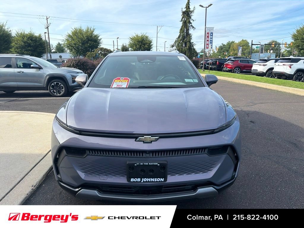 Used 2024 Chevrolet Equinox EV LT AWD/4WD image 8
