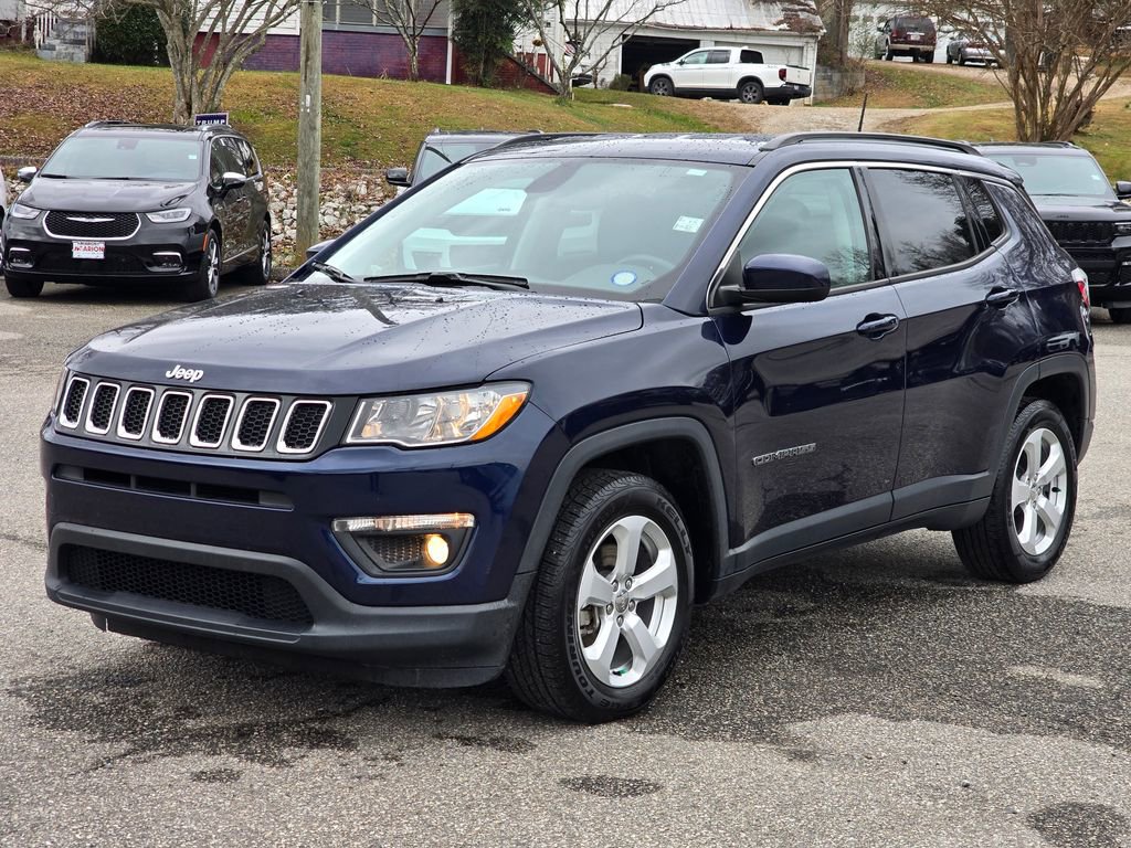 Used 2021 Jeep Compass Latitude image 2