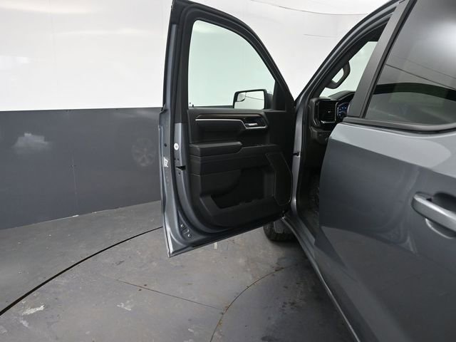 Used 2025 Chevrolet Silverado 1500 LT AWD/4WD image 24