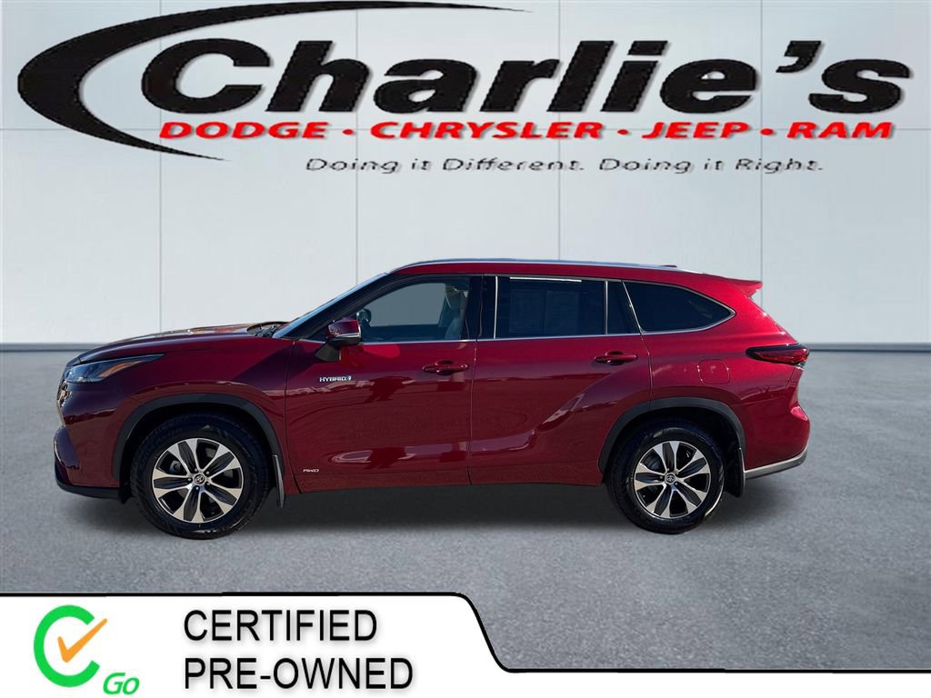 Used 2021 Toyota Highlander XLE