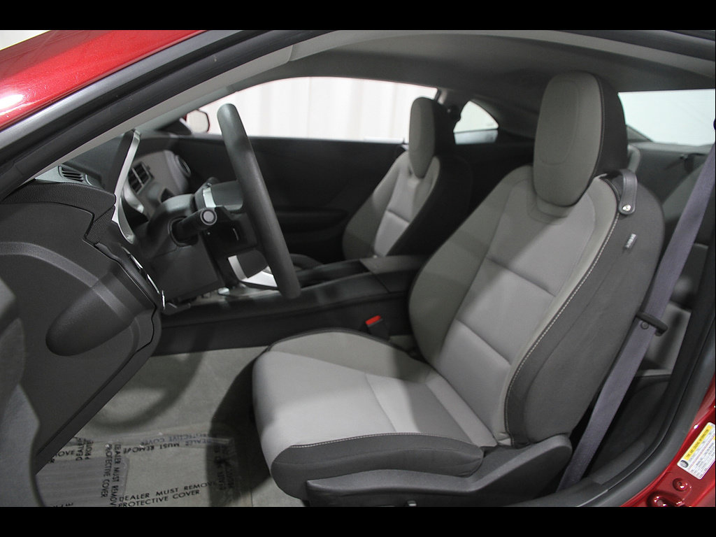 Used 2010 Chevrolet Camaro LT w/ RS Package RWD image 5