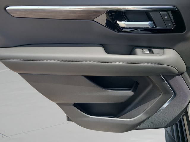 New 2026 Chevrolet Tahoe LS w/ LPO, Dark Essentials Package RWD image 18