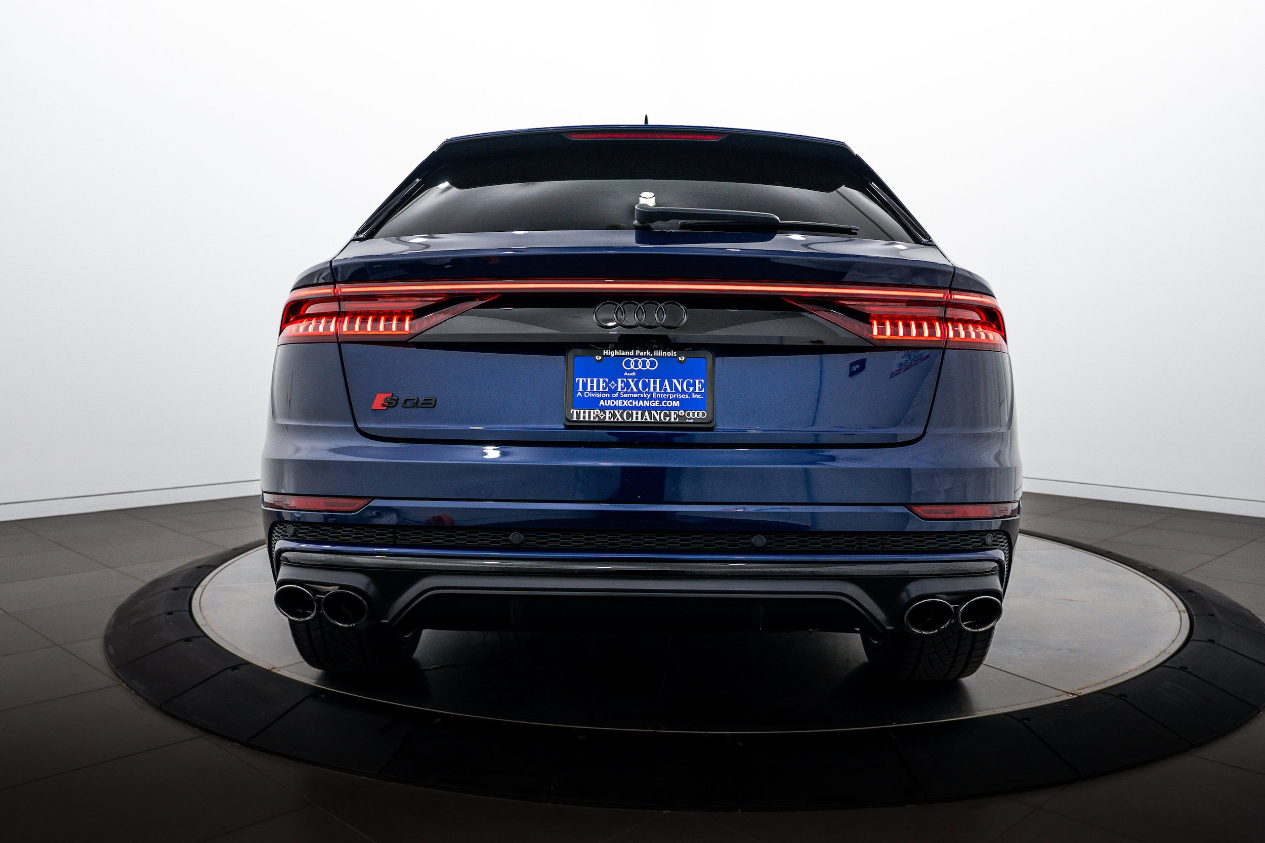 Used 2021 Audi SQ8 Premium Plus w/ SQ8 Black Optic Package AWD/4WD image 25