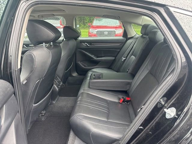 Used 2022 Honda Accord Touring image 11