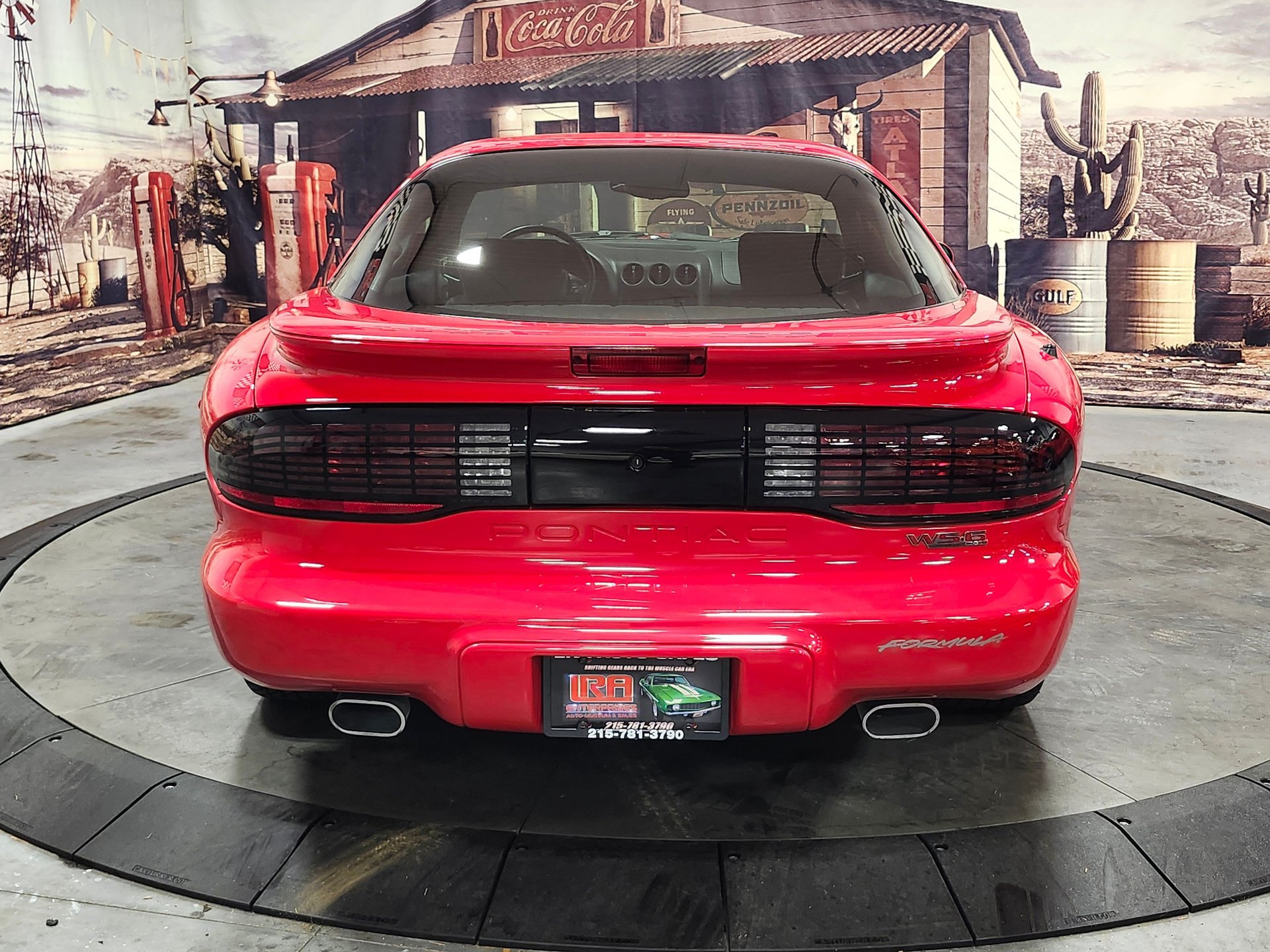 Used 1996 Pontiac Firebird Trans Am RWD image 4