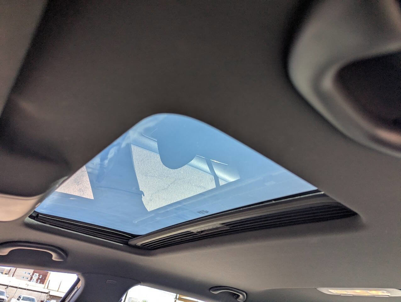 Used 2012 Volkswagen GTI 4-Door image 34