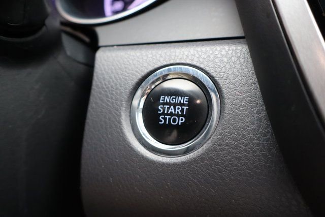 Used 2018 Toyota Camry XLE image 15