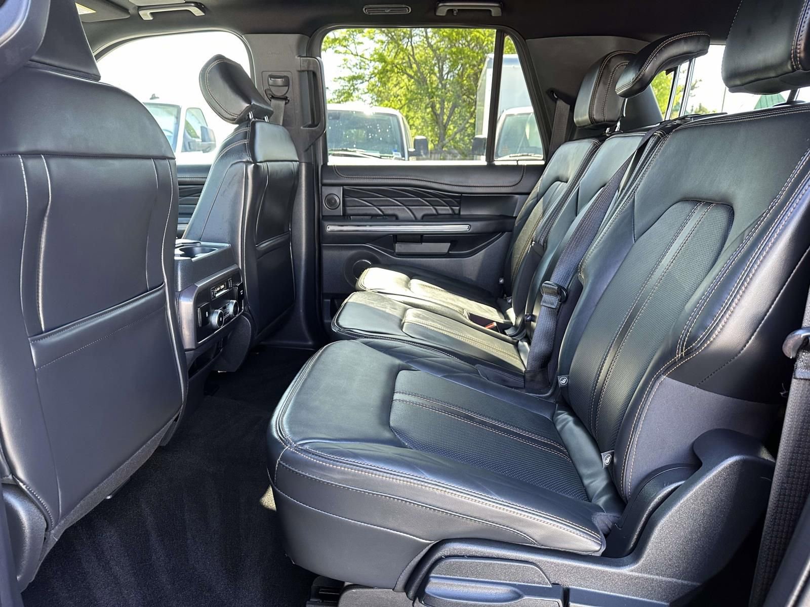 Used 2022 Ford Expedition Max Platinum AWD/4WD image 23