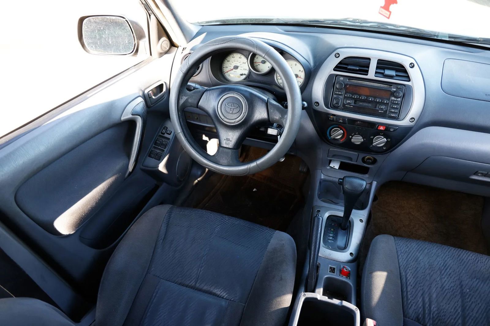 Used 2002 Toyota RAV4 2WD image 20