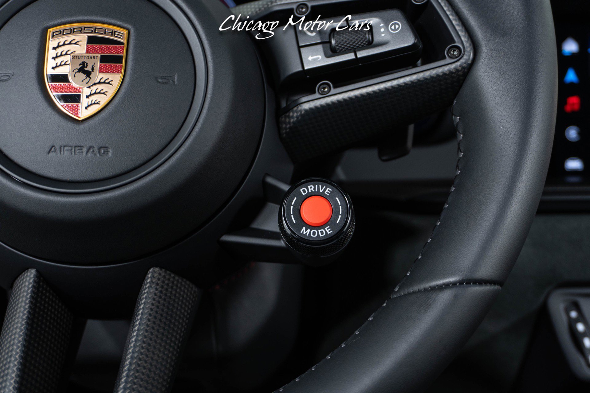Used 2025 Porsche 911 GTS image 31