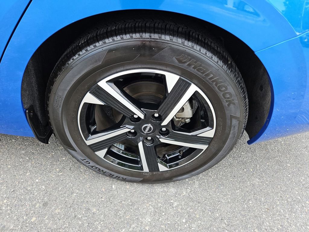Used 2025 Nissan Sentra SV FWD image 29