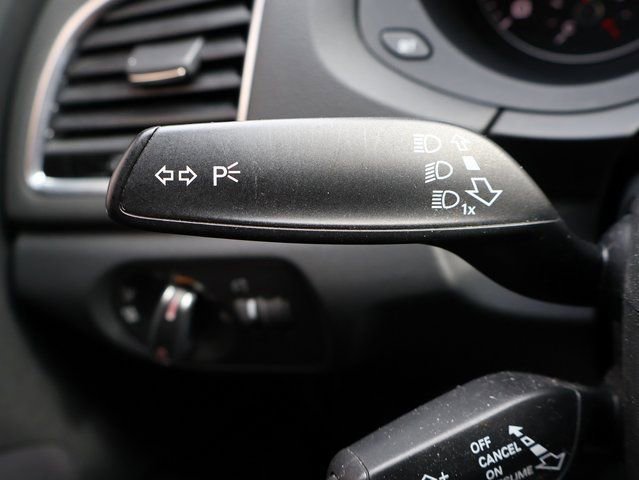 Used 2018 Audi Q3 2.0T Premium w/ Convenience Package image 36