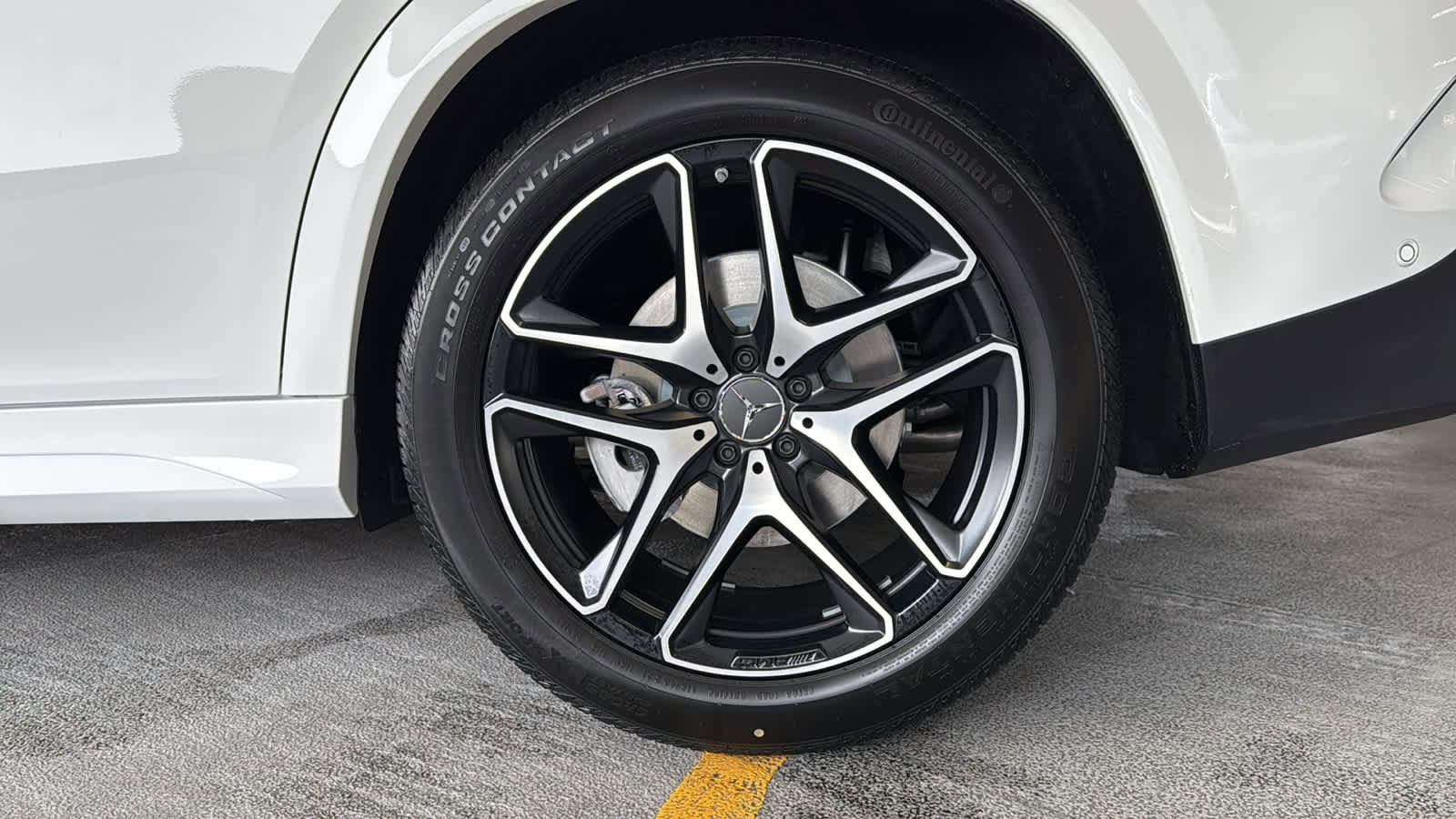 New 2026 Mercedes-Benz GLE 53 AMG 4MATIC Coupe image 13
