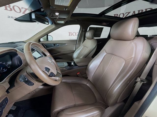 Used 2018 Lincoln MKX Reserve w/ Driver Assistance Package FWD image 26