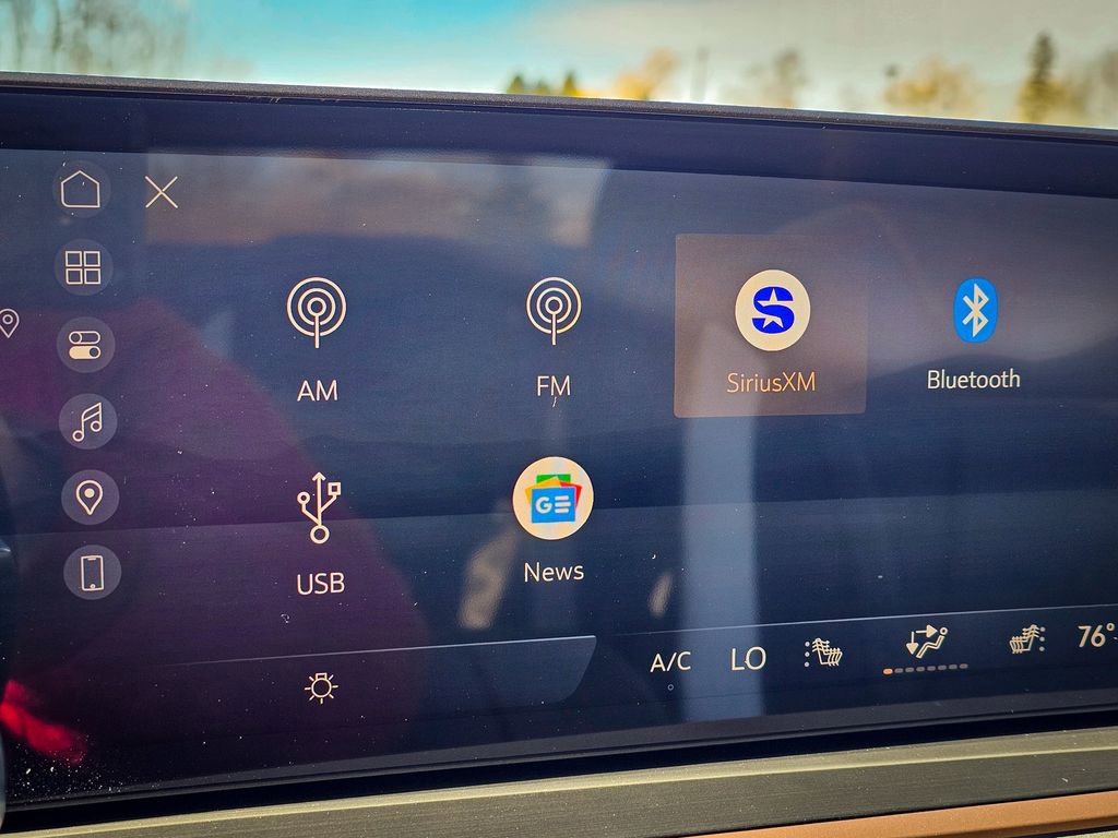 New 2026 Buick Envision Sport Touring image 24