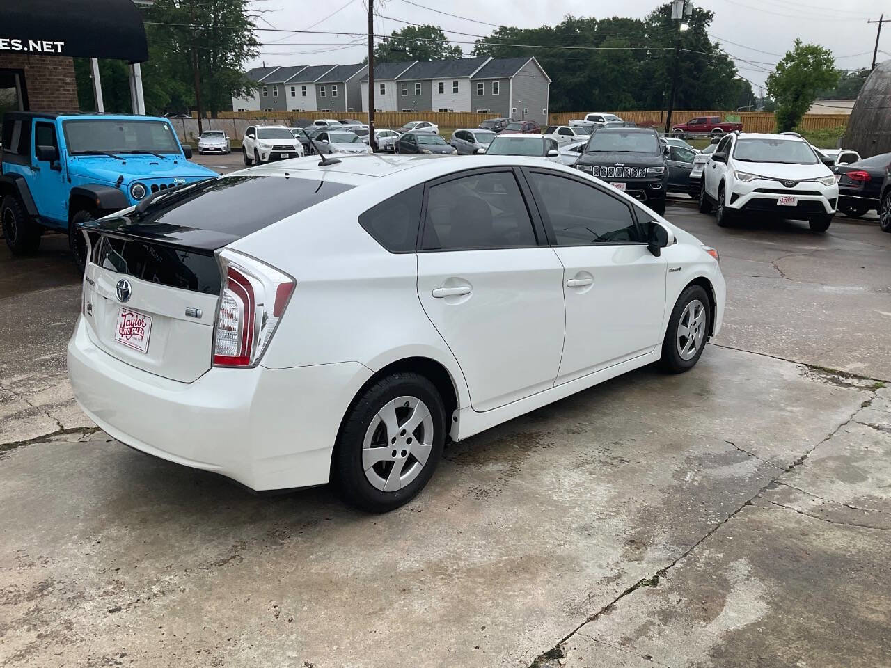 Used 2015 Toyota Prius Three FWD image 3