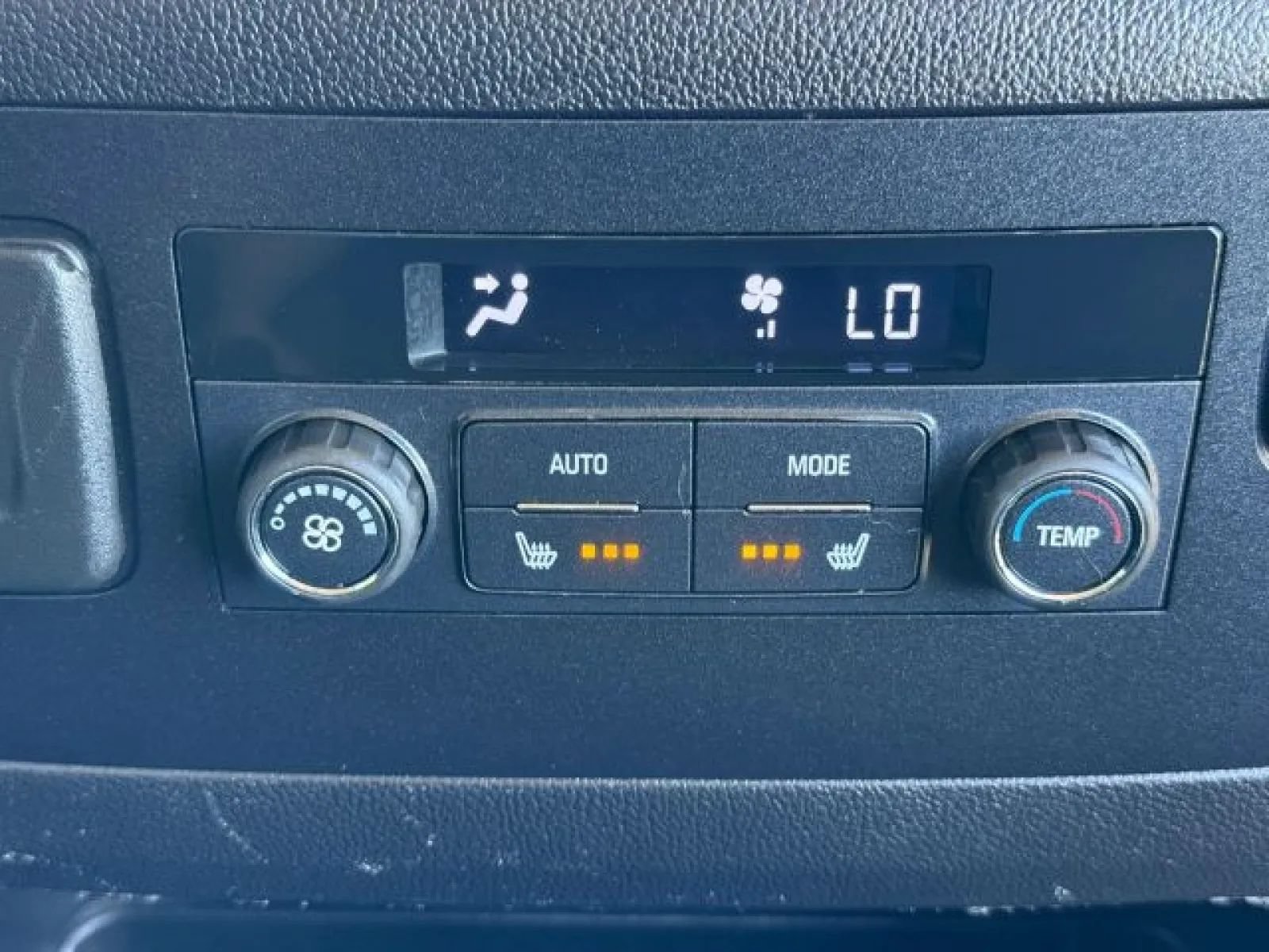 Used 2019 GMC Yukon Denali AWD/4WD image 18