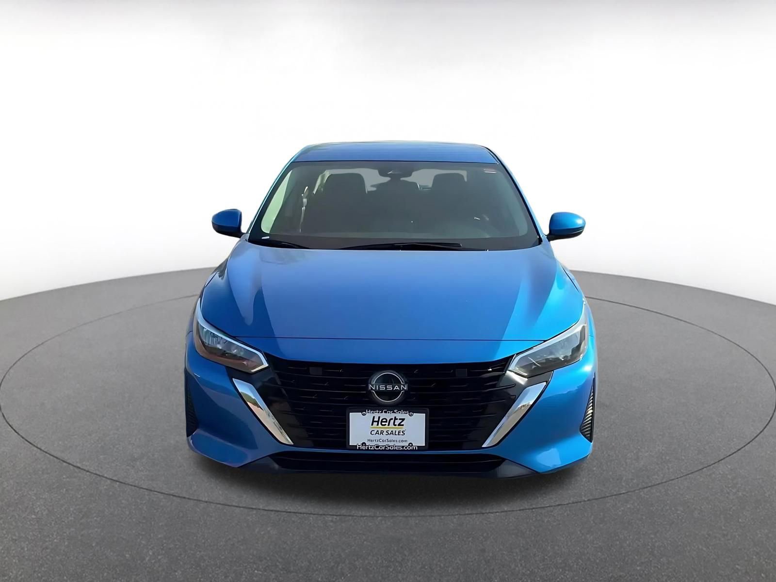 Used 2025 Nissan Sentra SV image 4