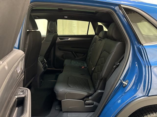New 2025 Volkswagen Atlas Cross Sport SE image 29