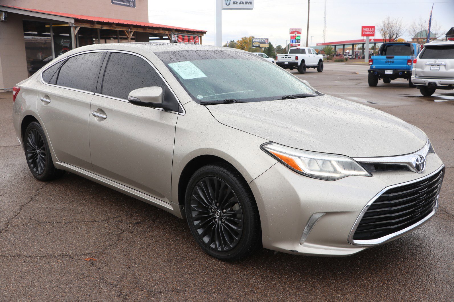 Used 2016 Toyota Avalon Touring
