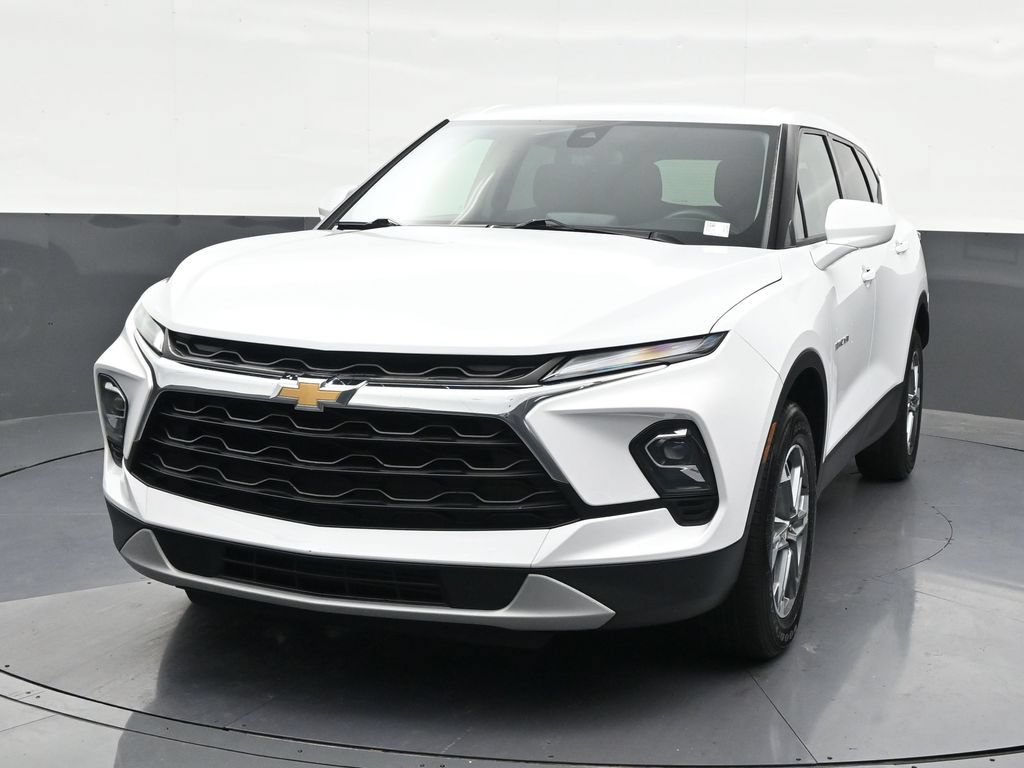 Used 2024 Chevrolet Blazer LT FWD image 9